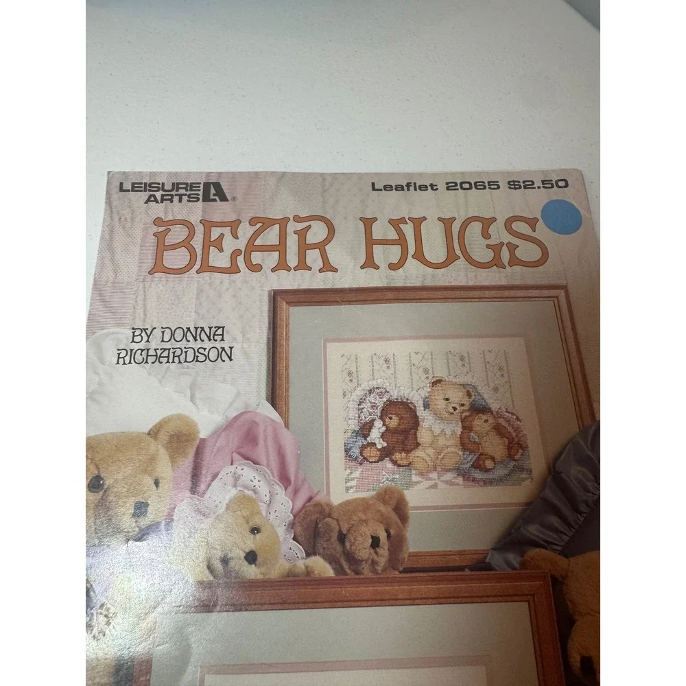 Vintage Leisure Arts Bear Hugs Cross Stitch Pattern Leaflet 2065 Richardson